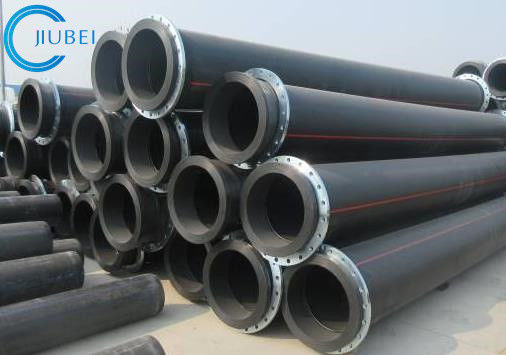 마이닝을 준설하는 SDR26 고밀도 PE HDPE 준설관 물에 떠있는 사람 물 머드 모래 가스