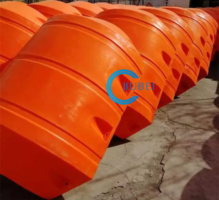 해양 강바닥 파기 파이프라인을 표류시키기 위한 주문 제작된 사이즈 PU HDPE 파이프 물에 떠있는 사람