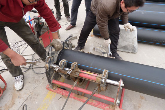 부수기 성능을 향상 HDPE 부수기 파이프 용접 연결